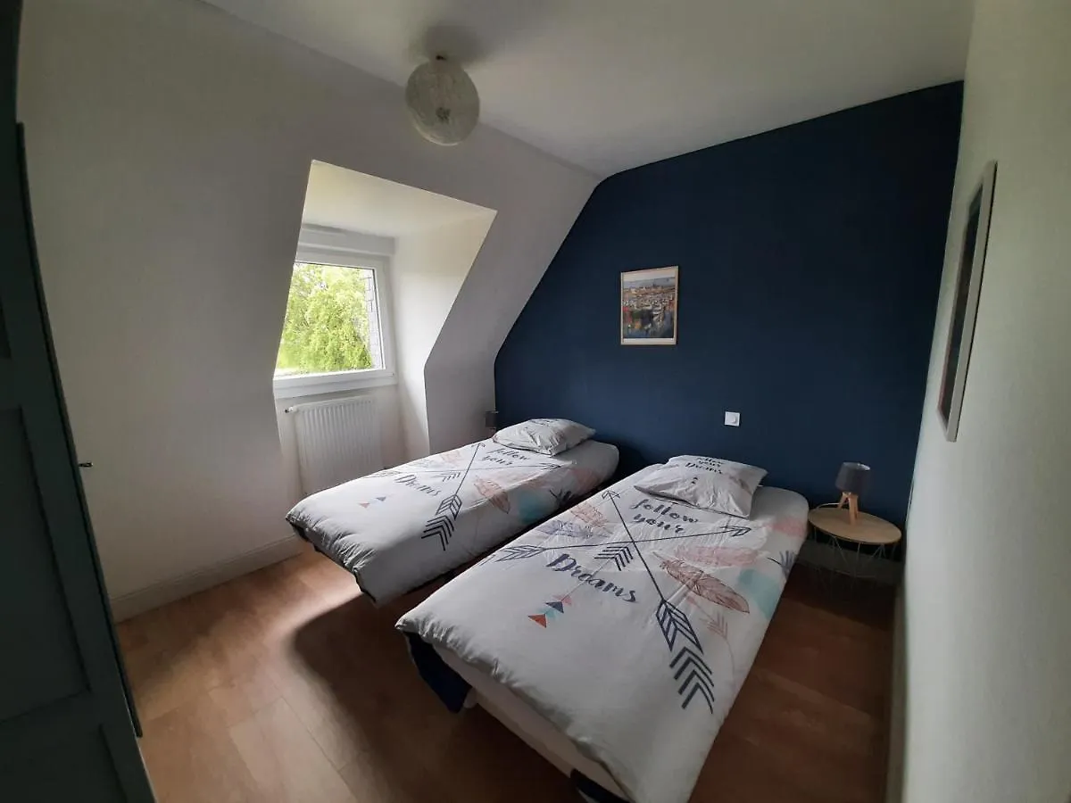 Gîte de charme 14 personnes labellisé Clévacances 3 étoiles Sainte-Seve Hébergement de vacances