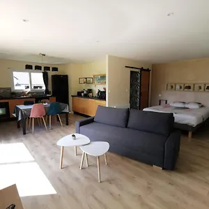 Maison-gîte Au Bord De L'oust Avec Jacuzzi La Chapelle-Neuve
